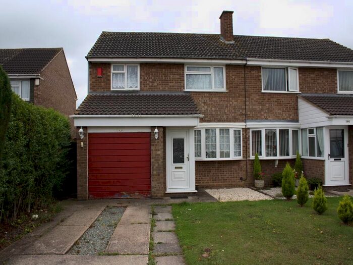 3 Bedroom Semi-Detached House To Rent In Hunter Drive, Bletchley, Milton Keynes, MK2