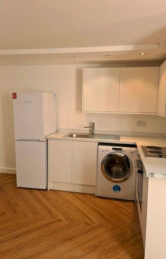 1 Bedroom Flat To Rent In St Michaels Road, Headinley, LS6