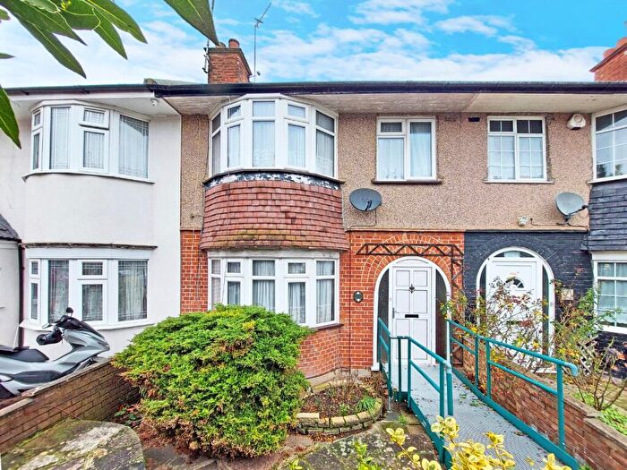 4 Bedroom Terraced House For Sale In Sandringham Crescent, Harrow, HA2