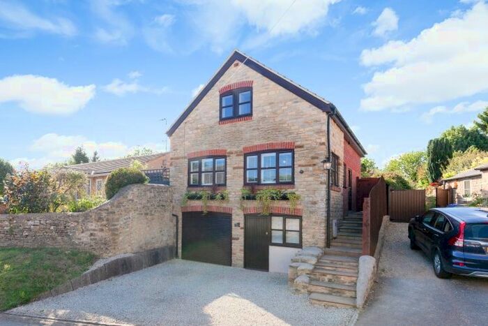 3 Bedroom Flat To Rent In Manor Road, Sulgrave, Banbury, OX17