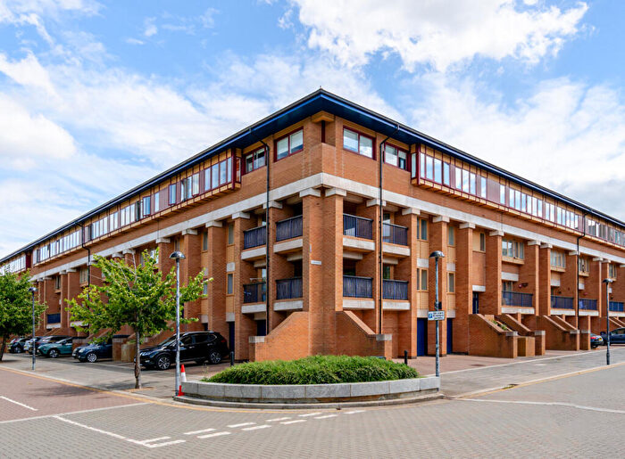2 Bedroom Apartment For Sale In North Row, Central Milton Keynes, MK9