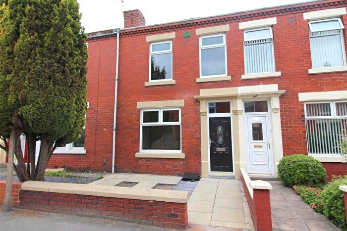 3 Bedroom House To Rent In Coote Lane, Lostock Hall, Preston, PR5