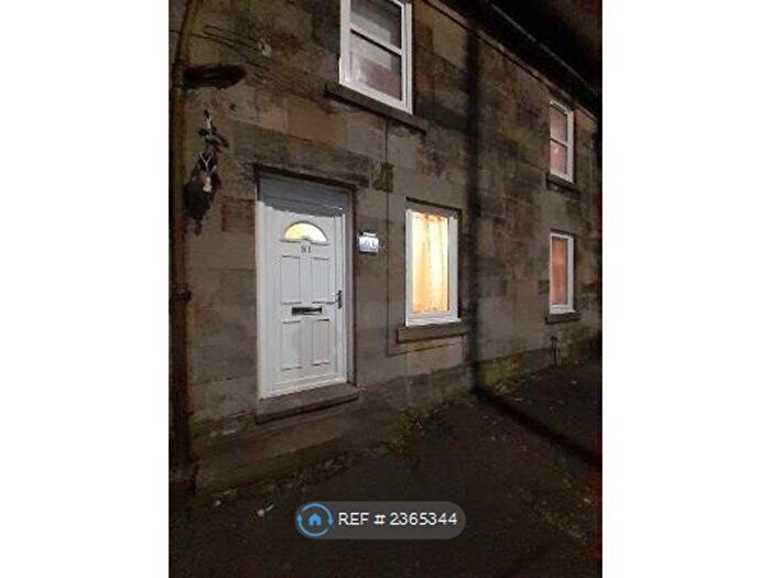 1 Bedroom Flat To Rent In Kirkton Street, Carluke, ML8