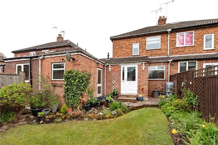 3 Bedroom Semi-Detached House For Sale In Oakridge Avenue, Menston, Ilkley, West Yorkshire, LS29
