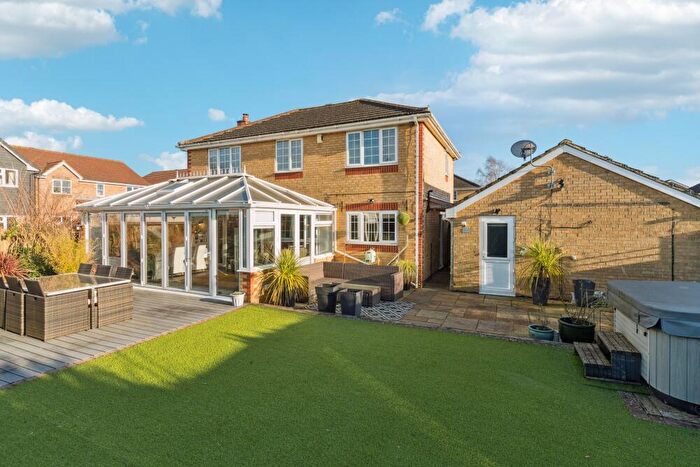 4 Bedroom Detached House For Sale In Holden Close, Hitchin, SG4