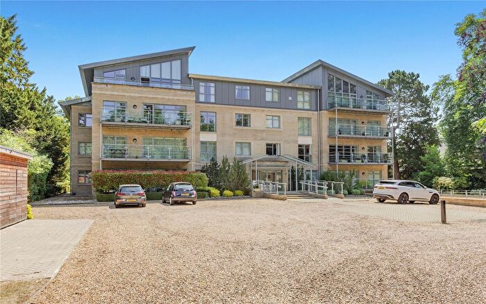 2 Bedroom Flat To Rent In Trumpington Road, Cambridge, Cambridgeshire, CB2