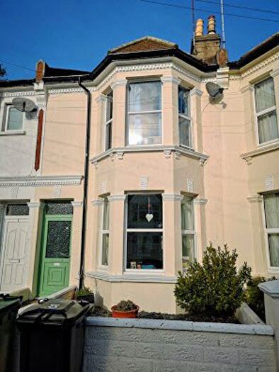 3 Bedroom House To Rent In Gordon Road -, P16