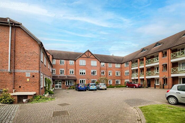 3 Bedroom Retirement Property For Sale In Deerhurst Court, Solihull, West Midlands, B91