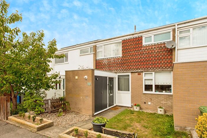 3 Bedroom Terraced House For Sale In Wakelin Avenue, Sawston, Cambridge, CB22