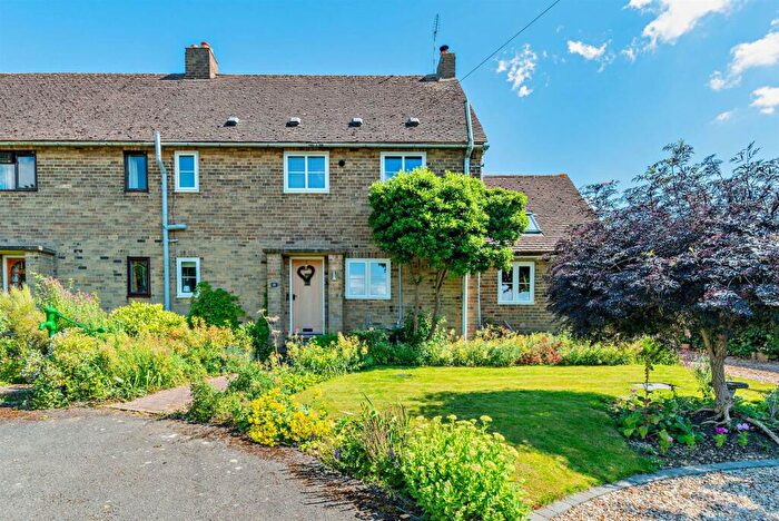3 Bedroom Semi-Detached House For Sale In Stamford Road, South Luffenham, Rutland, LE15