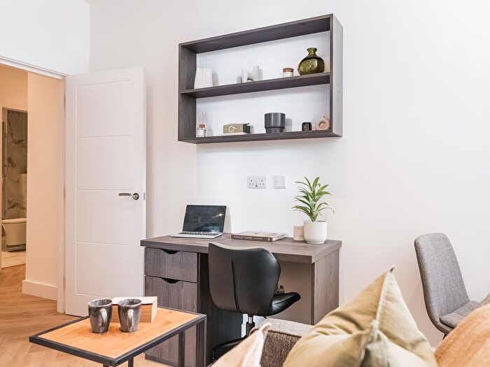 1 Bedroom Flat To Rent In Wellington Street, Leeds, LS1