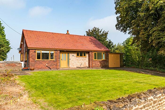 3 Bedroom Detached Bungalow For Sale In Back Street, Alkborough, DN15