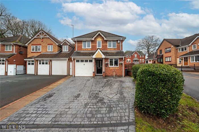 3 Bedroom Detached House For Sale In Hawthorn Way, Hartshill, Nuneaton, Warwickshire, CV10