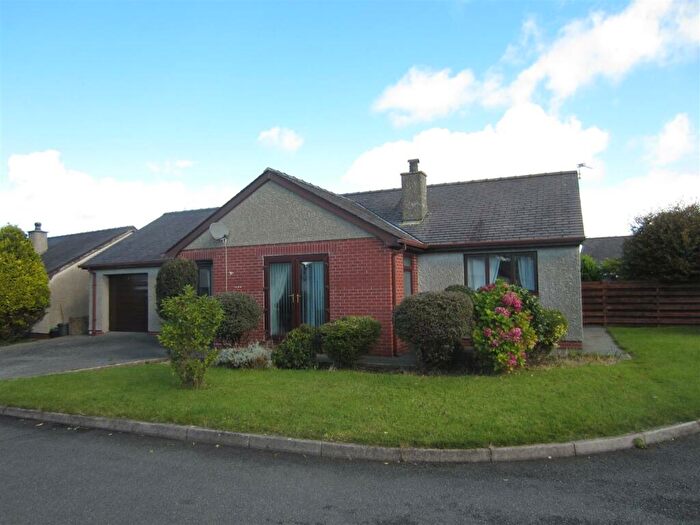 Detached House For Sale In Llys Y Rhos, Rhostrehwfa, LL77
