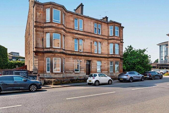 2 Bedroom Apartment For Sale In Pollokshaws Road, Shawlands, Glasgow, G41
