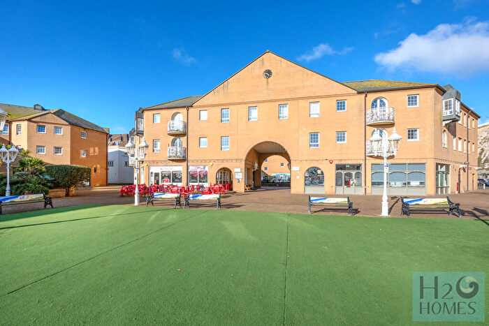 1 Bedroom Apartment To Rent In The Octagon, Brighton Marina Village, BN2