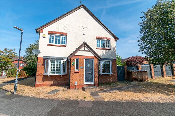 3 Bedroom Semi-Detached House For Sale In Meadow View, Middlewich, CW10
