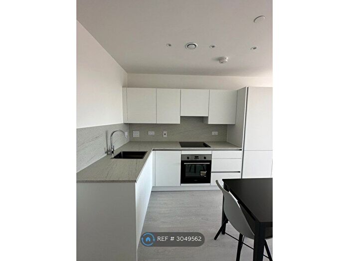 1 Bedroom Flat To Rent In Shearwater Drive, London, NW9