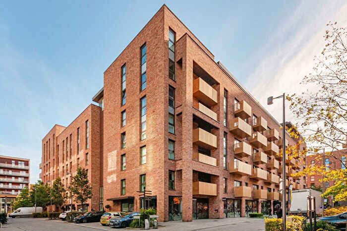 1 Bedroom Flat To Rent In Yeoman Street, Greenland Place, SE8