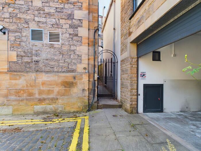 1 Bedroom Flat To Rent In Northumberland Street, South East Lane, New Town, Edinburgh, EH3
