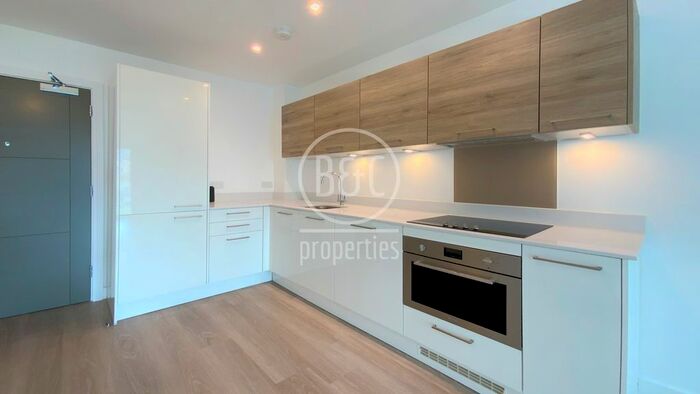 Studio To Rent In Ocean Drive, Gillingham ME7