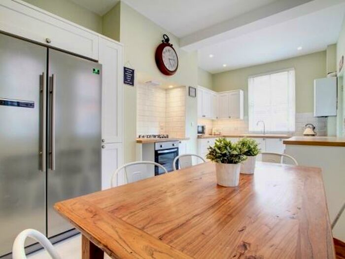 6 Bedroom Terraced House To Rent In Derby Road, Manchester, M14