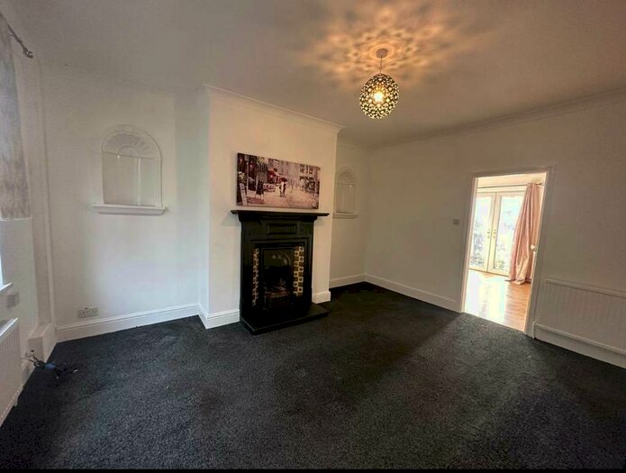 Terraced House To Rent In Railway Terrace, Goldthorpe, S63