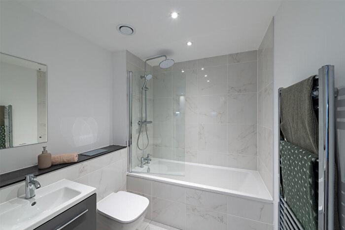 1 Bedroom Flat To Rent In Altitude At Phoenix, Saxton Lane, Leeds, West Yorkshire, LS9