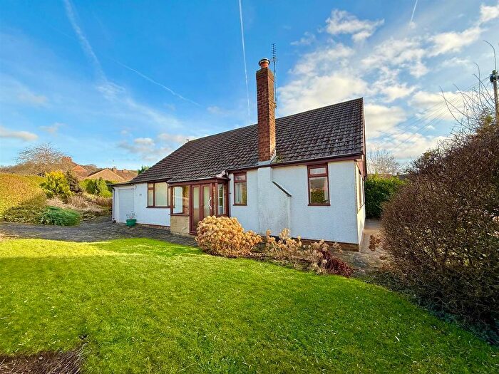 3 Bedroom Detached Bungalow For Sale In Alison Drive, Macclesfield, SK10