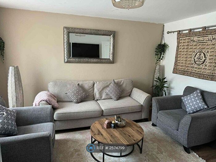 3 Bedroom Terraced House To Rent In Anjou Terrace, Whitehouse, Milton Keynes, MK8