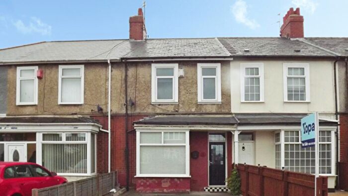 3 Bedroom Terraced House For Sale In Weardale Avenue, Newcastle Upon Tyne, NE6