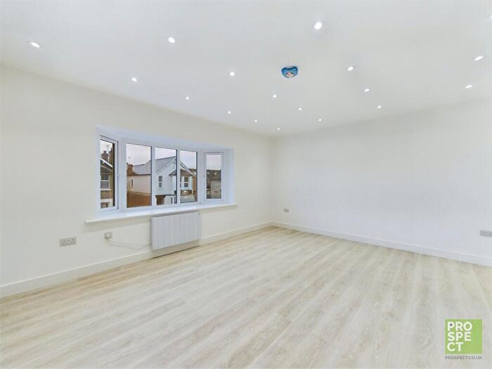 2 Bedroom Maisonette To Rent In Frimley Road, Camberley, Surrey, GU15