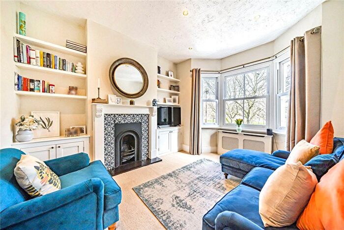 2 Bedroom Flat To Rent In Childeric Road, London, United Kingdom, SE14