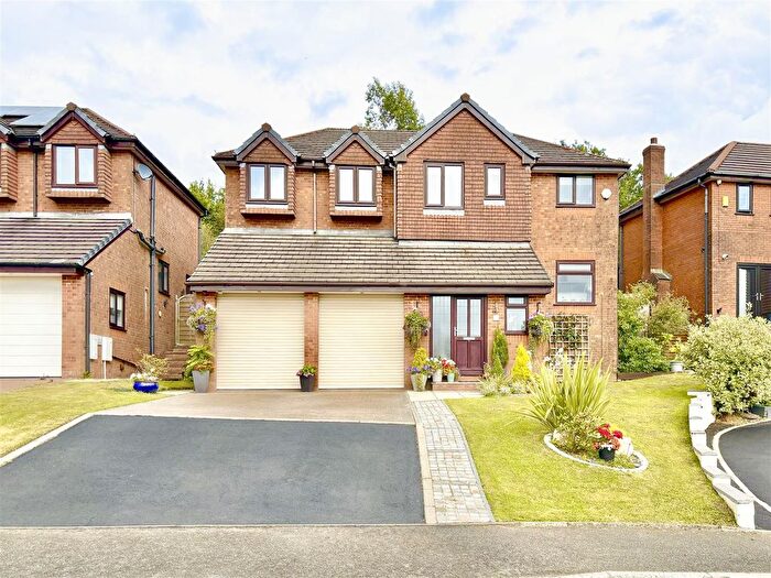 4 Bedroom Detached House For Sale In Kirkhill Avenue, Haslingden, Rossendale, BB4