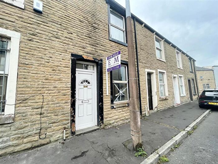2 Bedroom Terraced House For Sale In Pine Street, Burnley, BB11