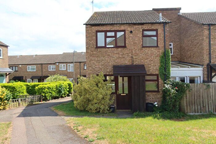 1 Bedroom End Of Terrace House To Rent In Apsledene, Gravesend, – Bedroom House, DA12