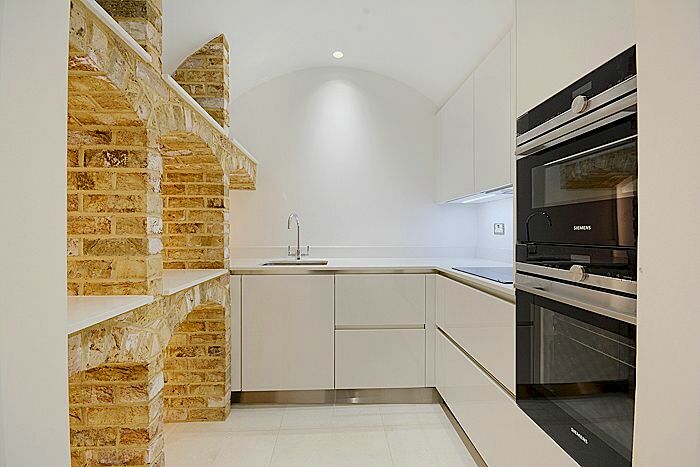 2 Bedroom Flat To Rent In Harley Sreet, London, W1G