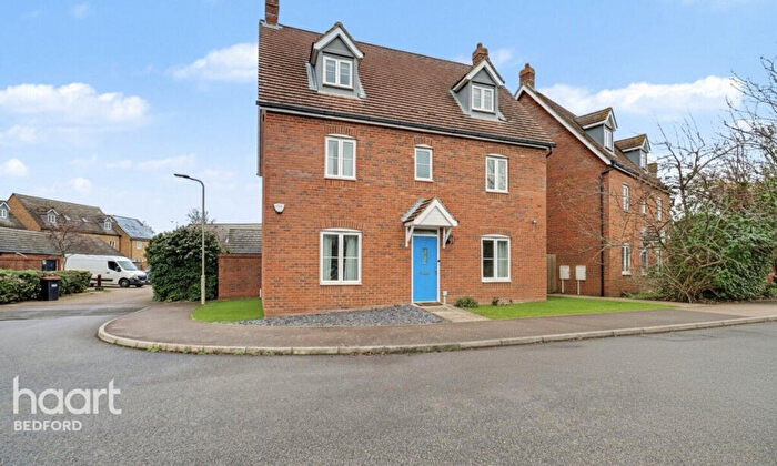 5 Bedroom Detached House To Rent In Wadsworth Court, Bedford, MK42