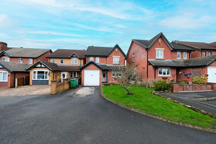 4 Bedroom Detached House For Sale In Weavers Croft, Ripley, DE5