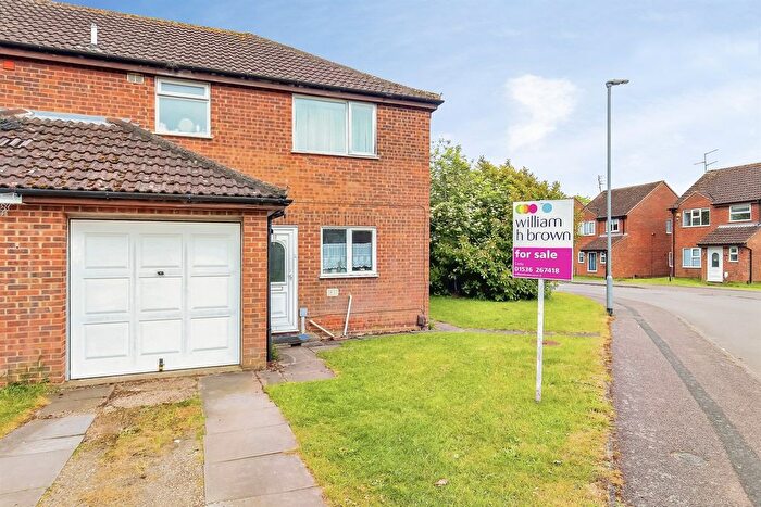 3 Bedroom Semi Detached House For Sale In Samuel Place, Corby, NN17