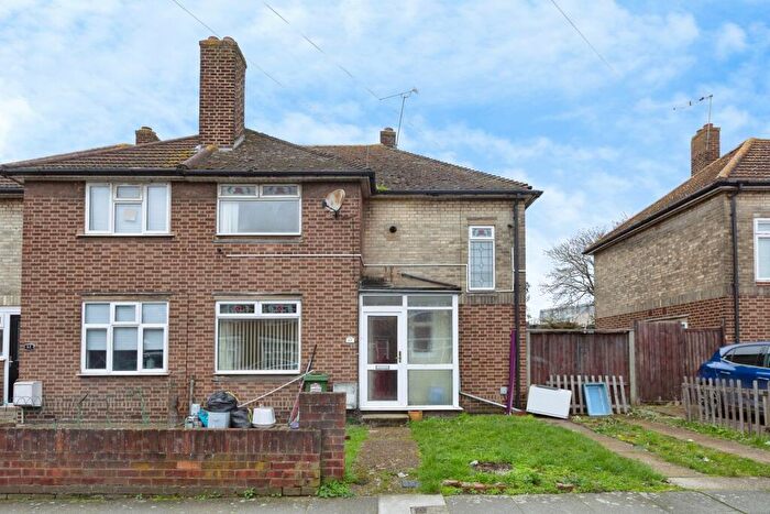 3 Bedroom Semi Detached House For Sale In Julia Gardens, Barking, Essex, IG11