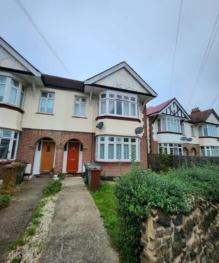 2 Bedroom Flat To Rent In Ashley Road, London, E4