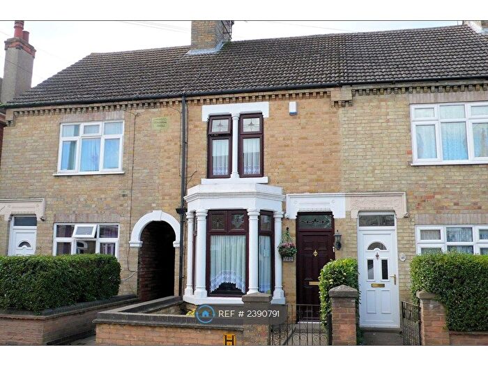 2 Bedroom Terraced House To Rent In Aldermans Drive, Peterborough, PE3