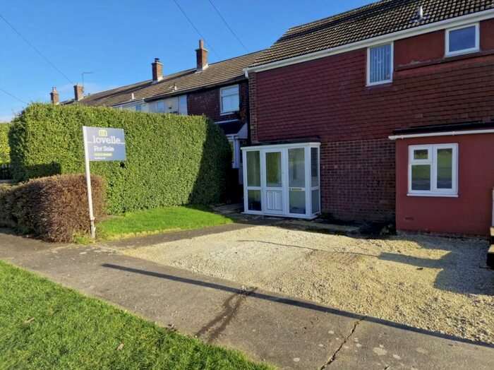 2 Bedroom End Of Terrace House For Sale In Hunter Road, Brookenby, LN8