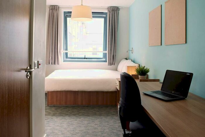 Studio To Rent In Market Road, N7