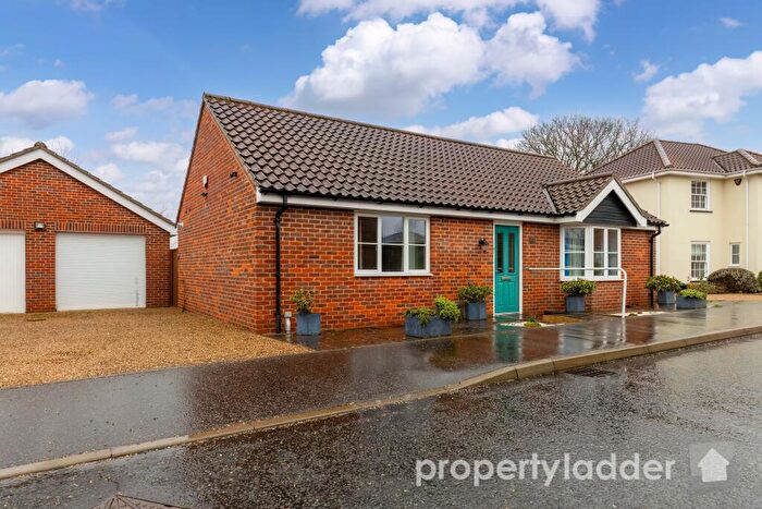 3 Bedroom Detached Bungalow For Sale In Trafford Way, Spixworth, Norfolk, NR10