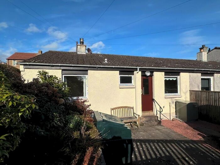 1 Bedroom Semi-Detached Bungalow For Sale In Braeside Road, Town Yetholm, TD5