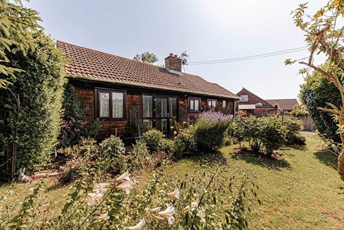 2 Bedroom Detached Bungalow For Sale In Selling Road, Old Wives Lees, CT4