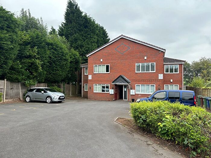 2 Bedroom Flat For Sale In Littleworth Road, Hednesford, Cannock, WS12