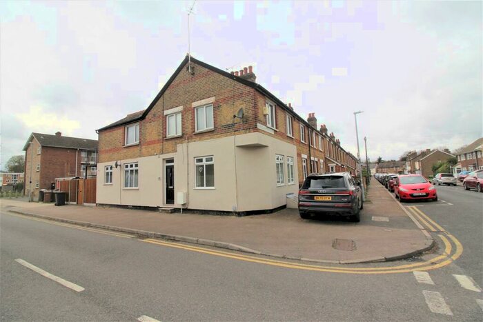 2 Bedroom Maisonette To Rent In Lower Anchor Street, Chelmsford, CM2